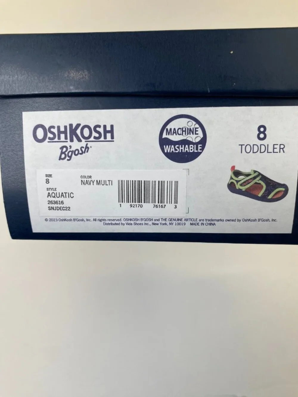 OshKosh Toddler Shark Theme Swim Beach Shoes  8M New w/ tags